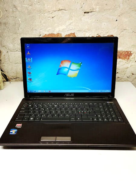 ASUS K53U kannettava tietokone