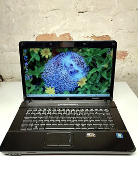Compaq 615 Notebook PC.